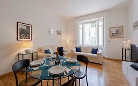 Bordighera Seaside Roomy Apartment